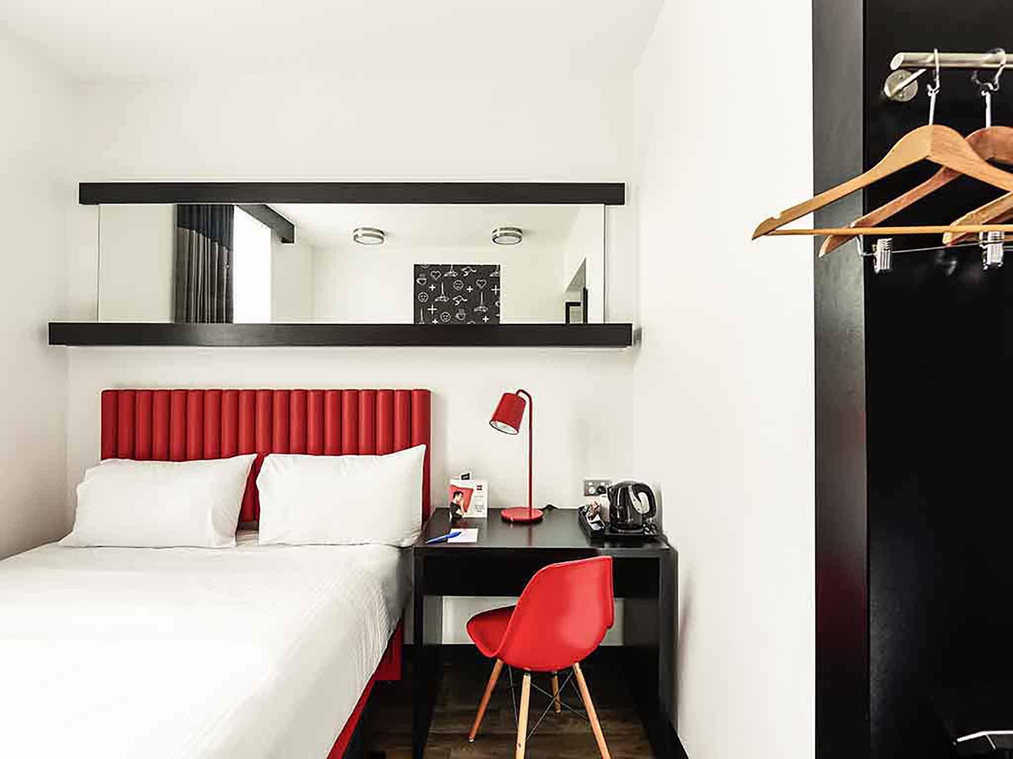Essence Hotel Carlton Мельбурн Экстерьер фото
