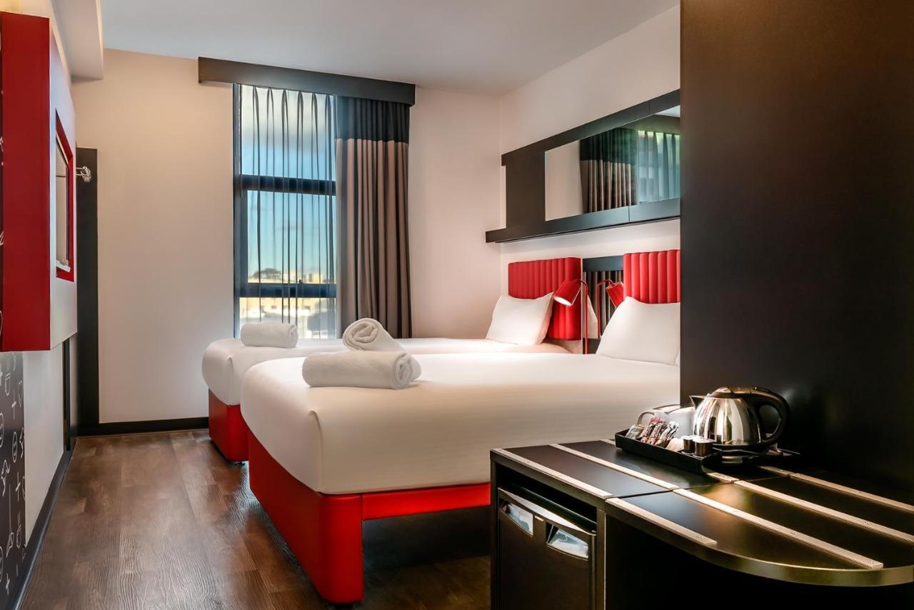 Essence Hotel Carlton Мельбурн Экстерьер фото